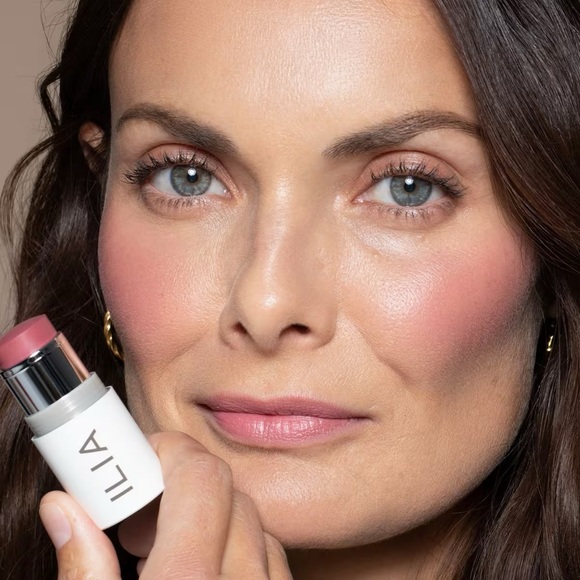 ILIA ‘At Last’ Multi-Stick - Picture 5 of 8